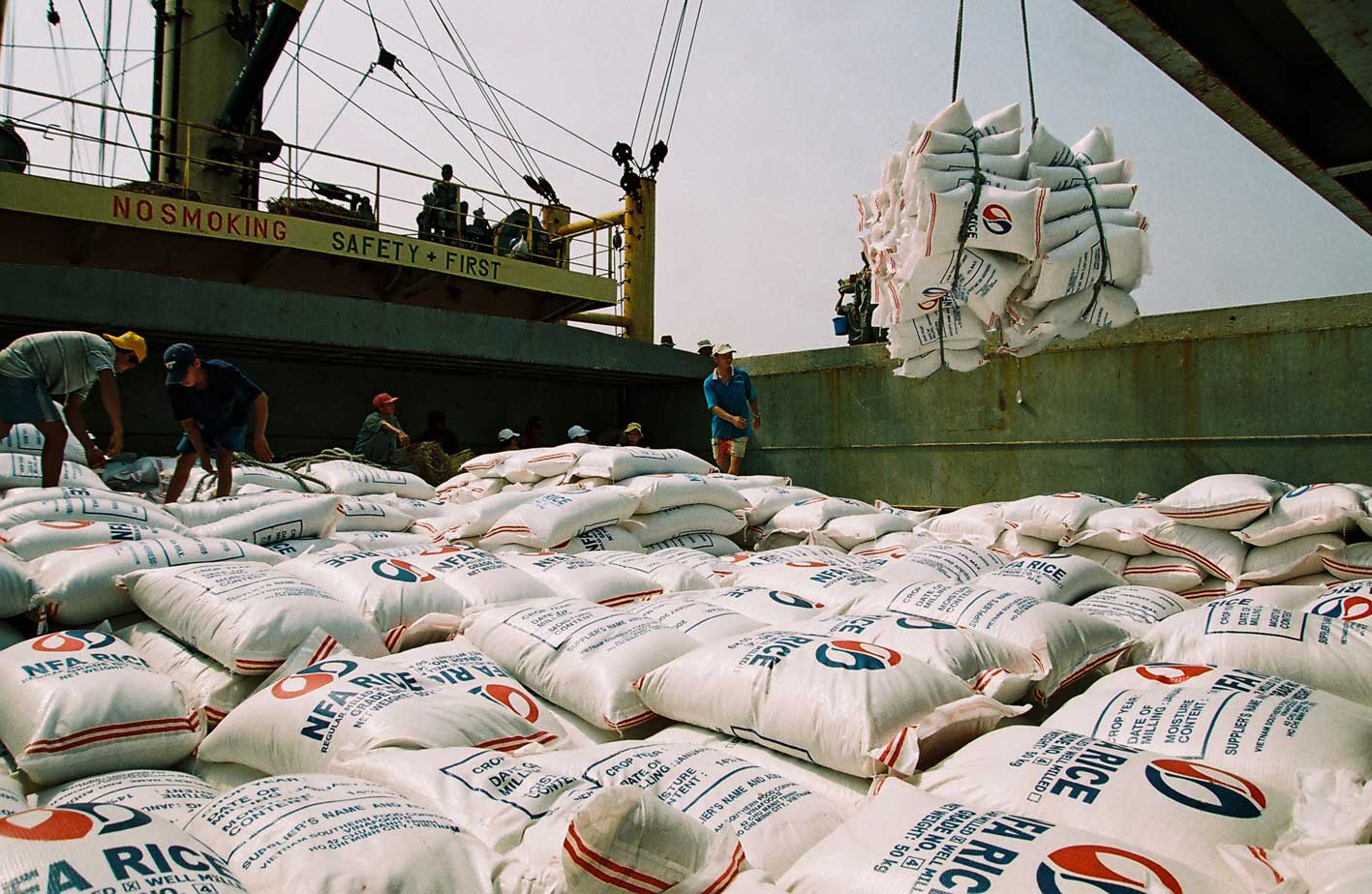 Nguyên nhân khiến xuất khẩu gạo của Việt Nam giảm