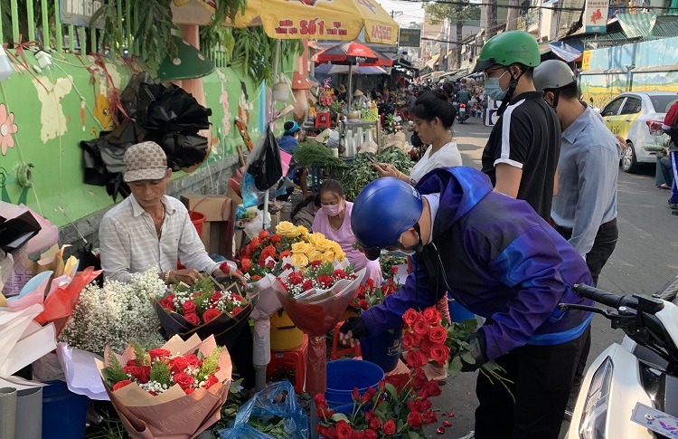 chợ hoa đầm sen