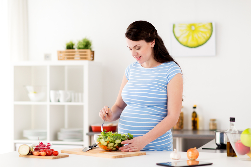 Những chất dinh dưỡng và vitamin thiết yếu dành cho bà bầu